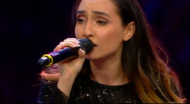 620_340_8-aralik-2019-o-ses-turkiye-ye-performansiyla-damga-vuran-sofia-saakasvili-den-bu-gece-resitali-620x338.45410628019323_5ded5feab7851