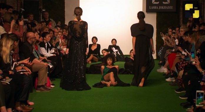 FASHION_WEEK_DAY_1.mp4_snapshot_00.42.459