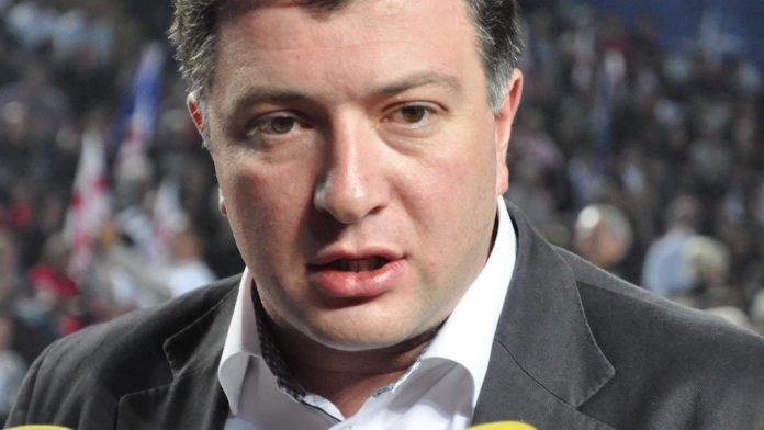 News-2-margvelashvili-da-ugulava.mp4_20151229_221638.125-1