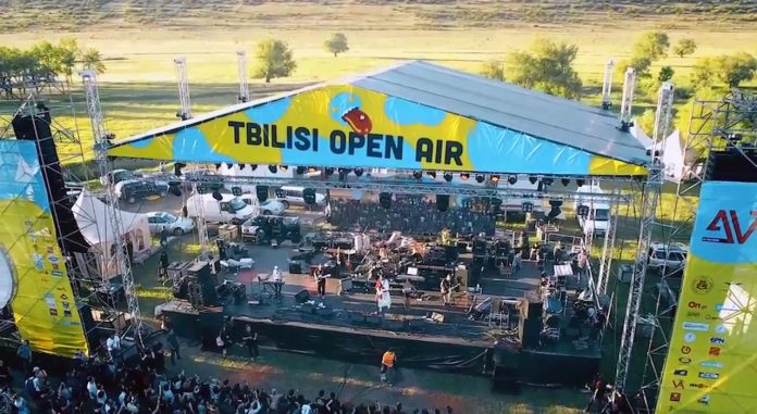 OPEN-AIR-2018.mp4_snapshot_00.02