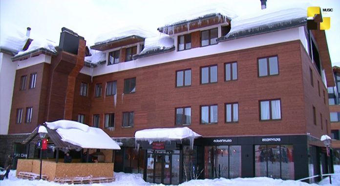 REDCO.mp4_snapshot_00.01.167
