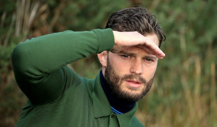 jamie-dornan-is-basically-the-sexiest-golfer-ever-15-copy