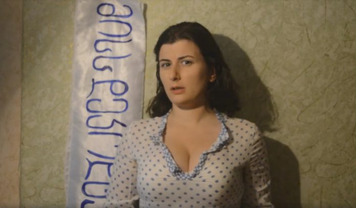 miss-dekolte